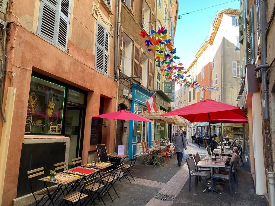 Akropole De Caroline, Central, Lumineux, Calme, Free Parking, Lift, 3 Beds Драгинян Екстериор снимка