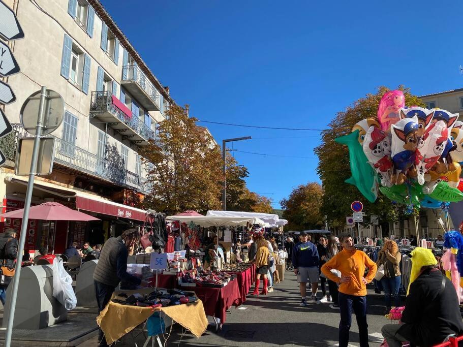 Akropole De Caroline, Central, Lumineux, Calme, Free Parking, Lift, 3 Beds Драгинян Екстериор снимка
